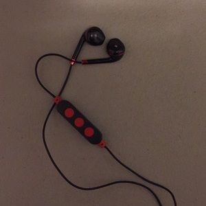 Bluetooth headphones